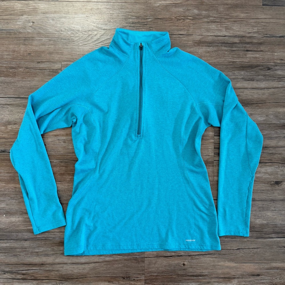 Patagonia Women’s Quarter Zip Medium